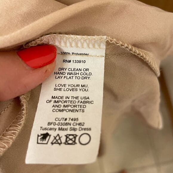 NWOT Show me your mumu Tuscany Maxi Slip Dress in champagne luxe satin Size S - Picture 9 of 12